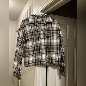 Brixton women’s flannel in size Small. Like new condition